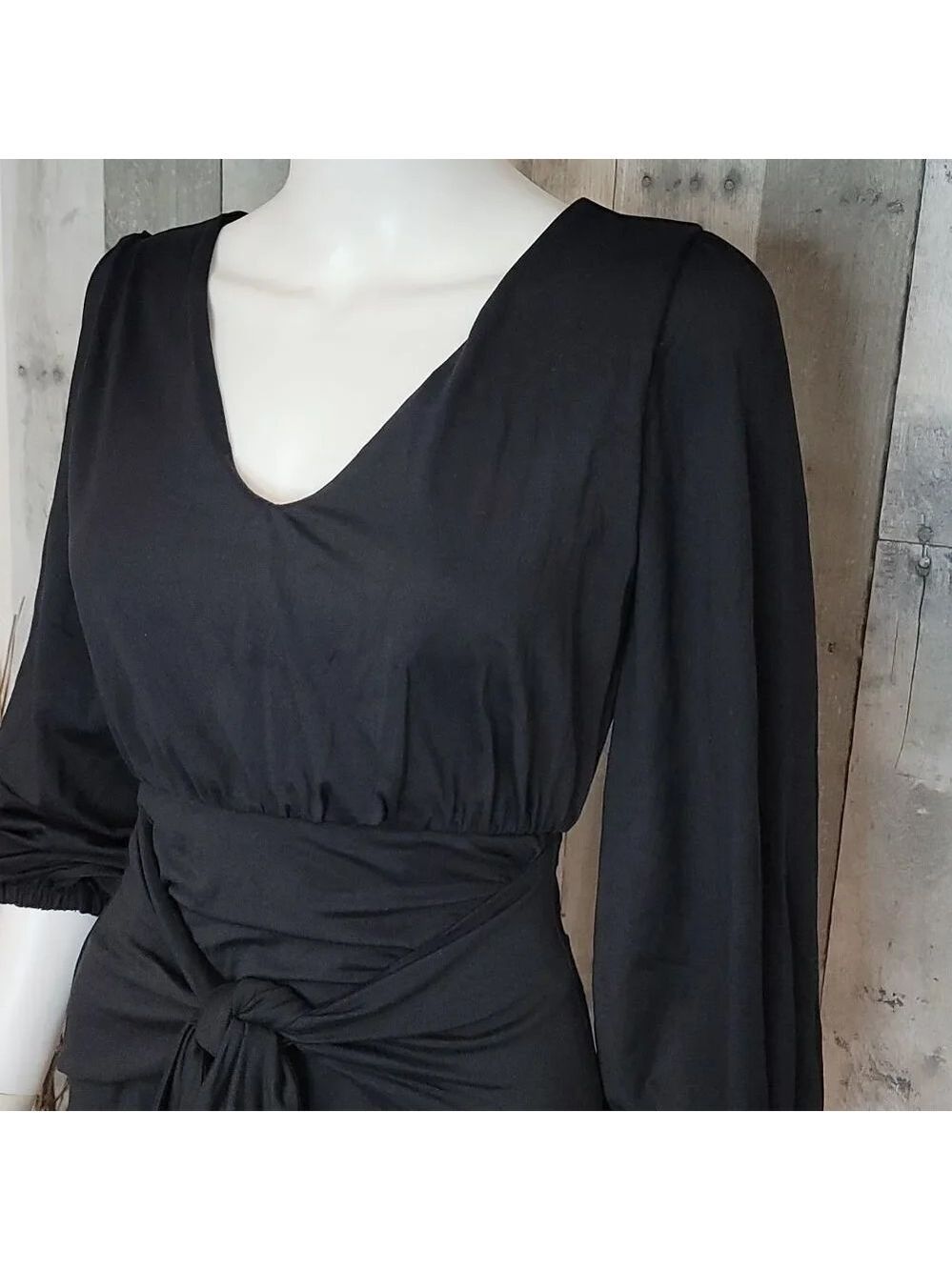 Susana Monaco Gathered Sleeve Dress - Picture 3 of 12